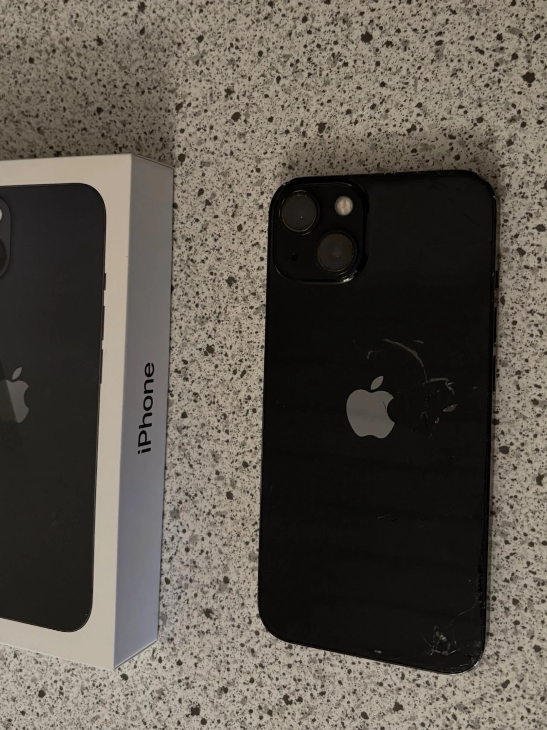 Apple iPhone 13  128 GB Midnight - 1