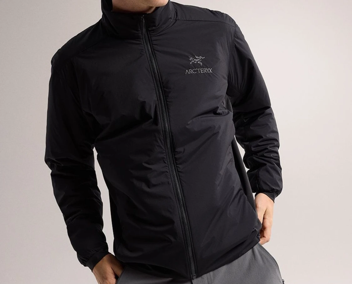 Svart vindjacka från Arc'teryx