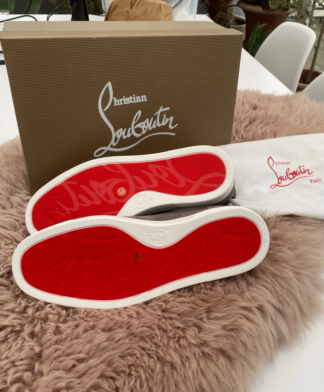 Grå mocka sneakers Christian Louboutin - 3