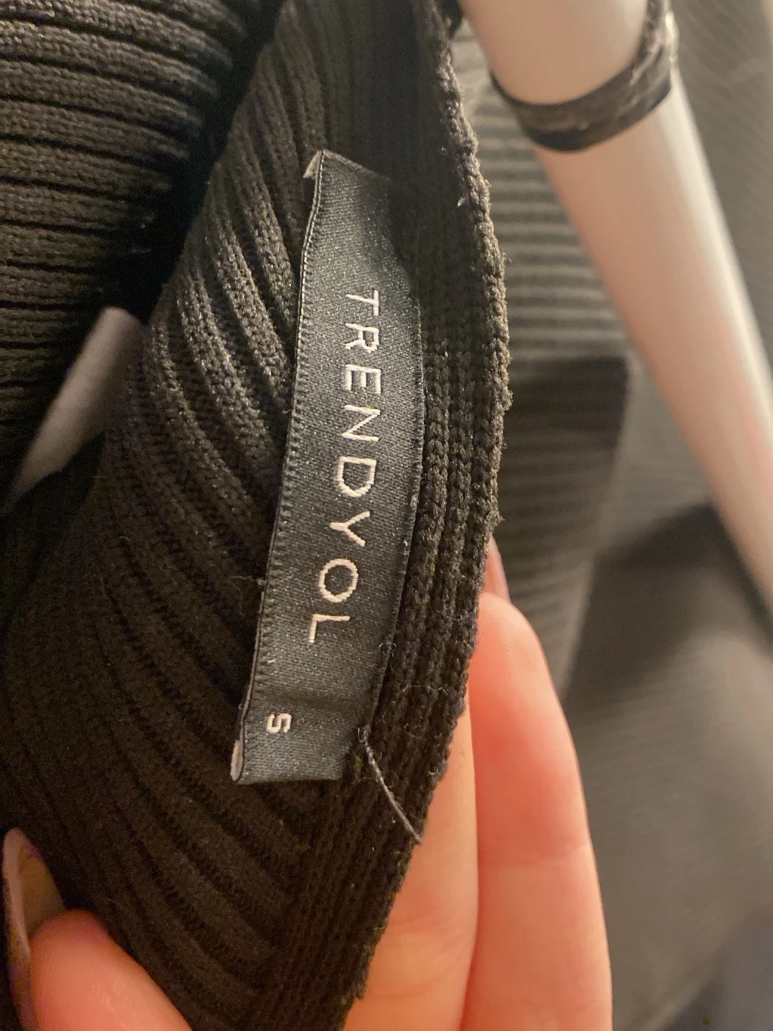 Svart oneshoulder topp - 3