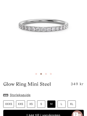 Ring edblad  - Helt nyskick, stl M. storleksguide finns på edblads hemsida! Köpt för 349kr, villig att gå ned i pris vid snabb affär.