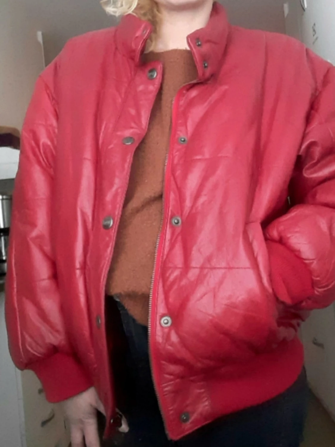 Röd quiltad skinnjacka från Petroff