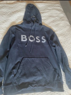 Boss tröja - Boss tröja, fint skick.