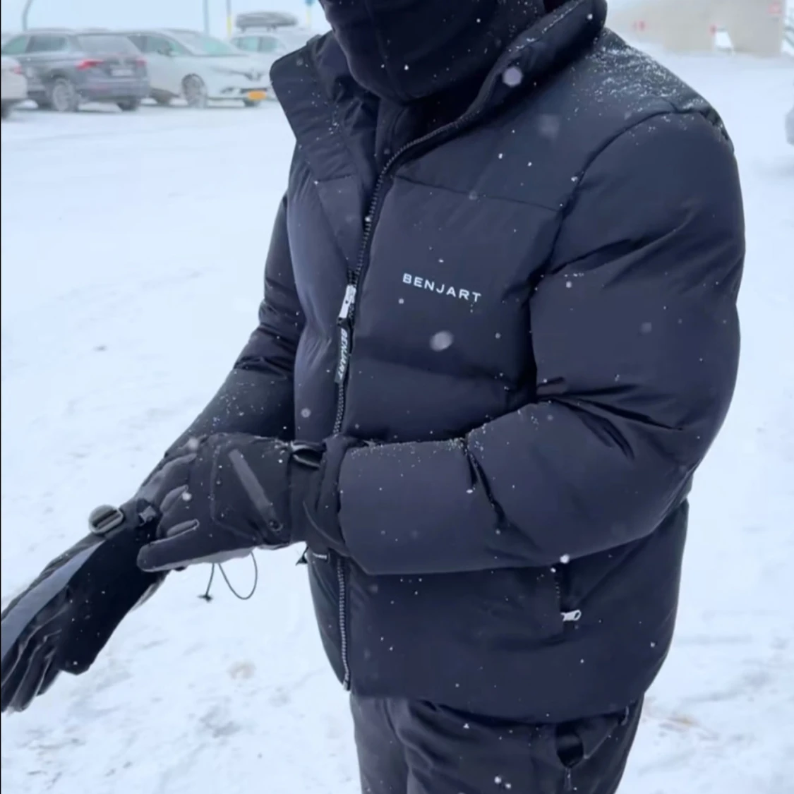 Mörkblå pufferjacka från Benjart - 3