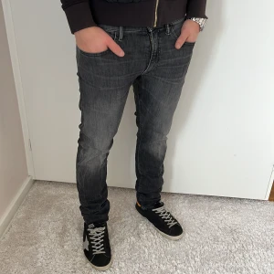 Ralph Lauren jeans  - Ralph Lauren Jeans | skick 9/10 | Storlek 32/32 | Pris - 599kr | Modellen är ca 178cm lång | Hör av dig vid minsta fråga eller fundering!!
