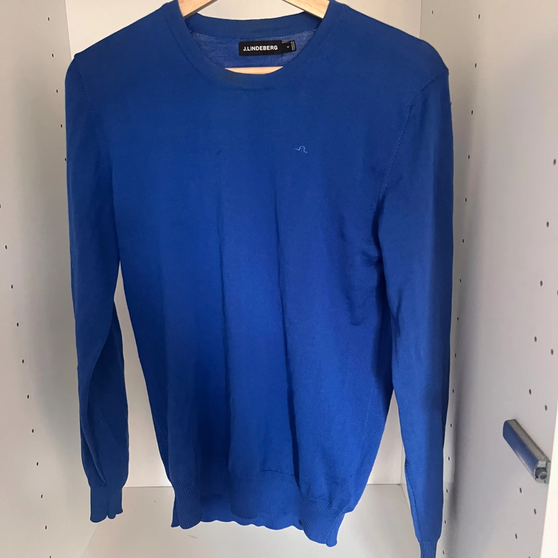 Blå tröja från J.Lindeberg