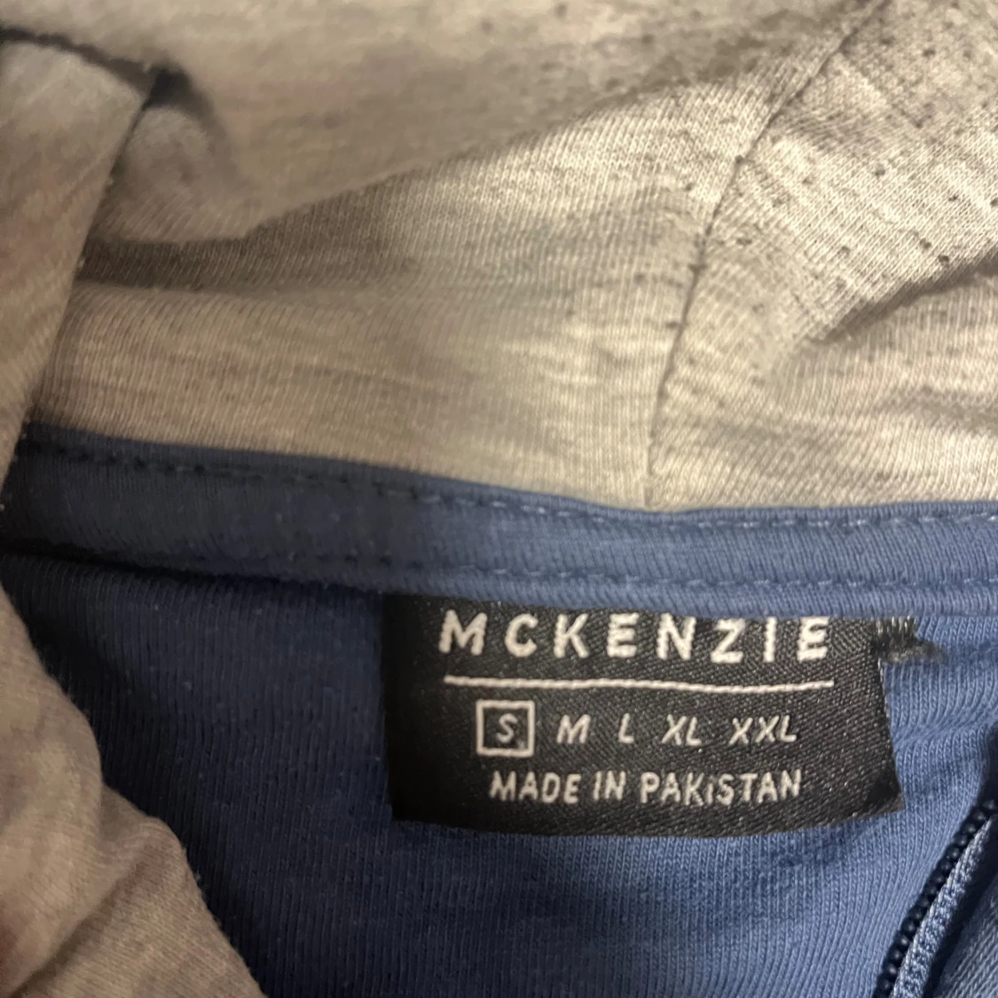 Marinblå set från McKenzie - 1