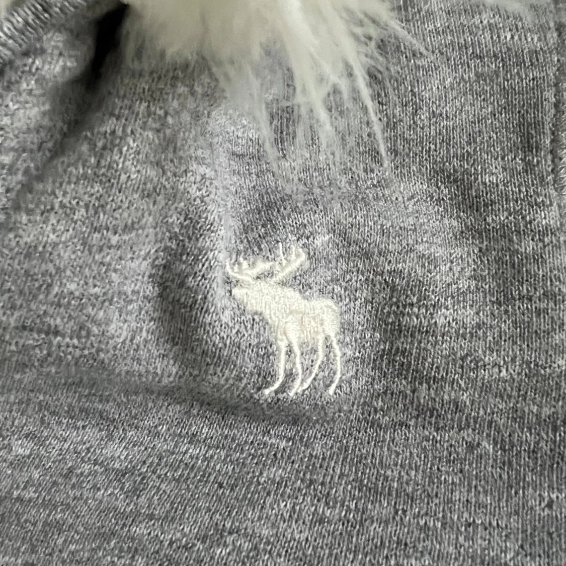 Grå hoodie med fluffig huva Abercrombie - 3