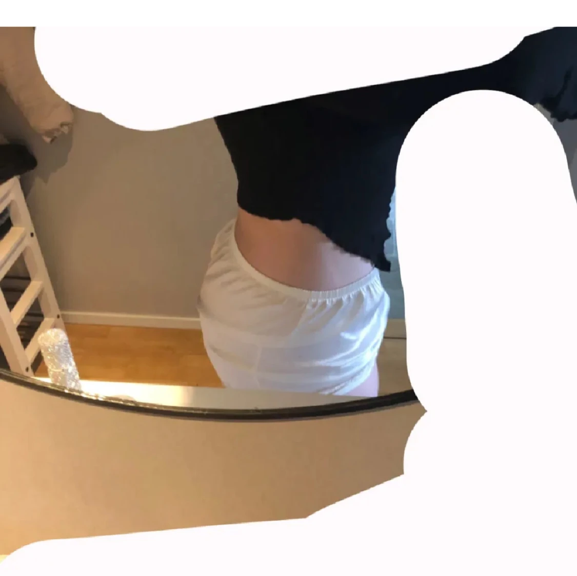 Svart croppad långärmad topp - 3