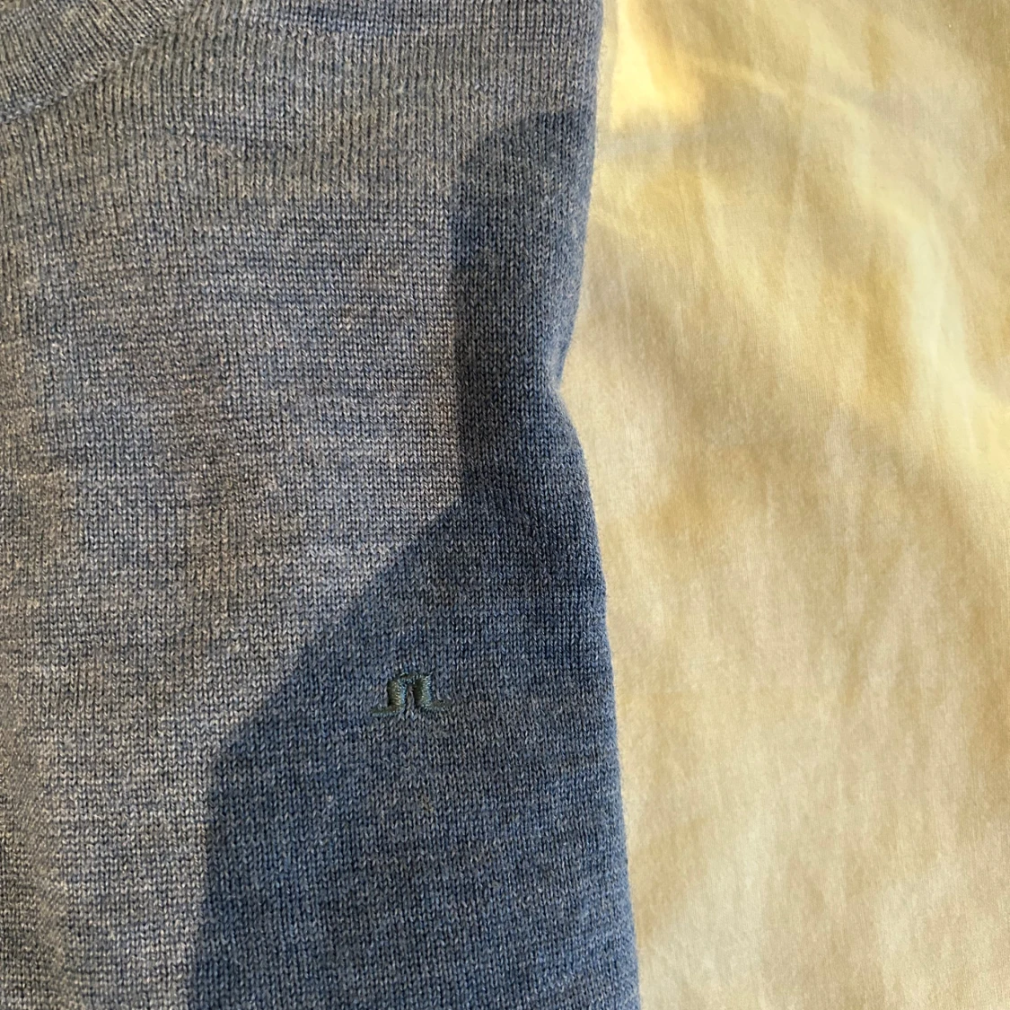 Blå stickad tröja från J.Lindeberg - 4