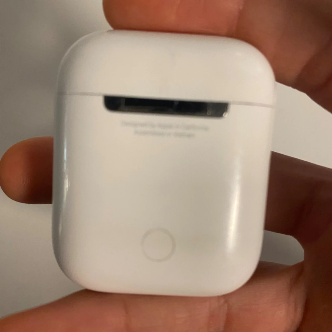 AirPods  - 4