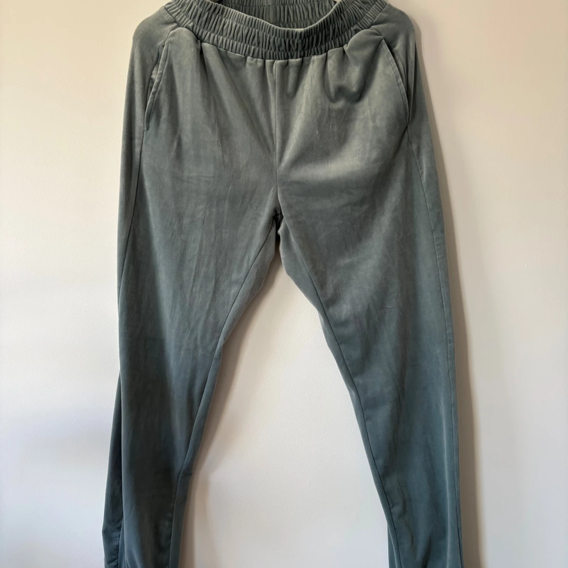  velour hoodie med dragkedja & byxor  - 3
