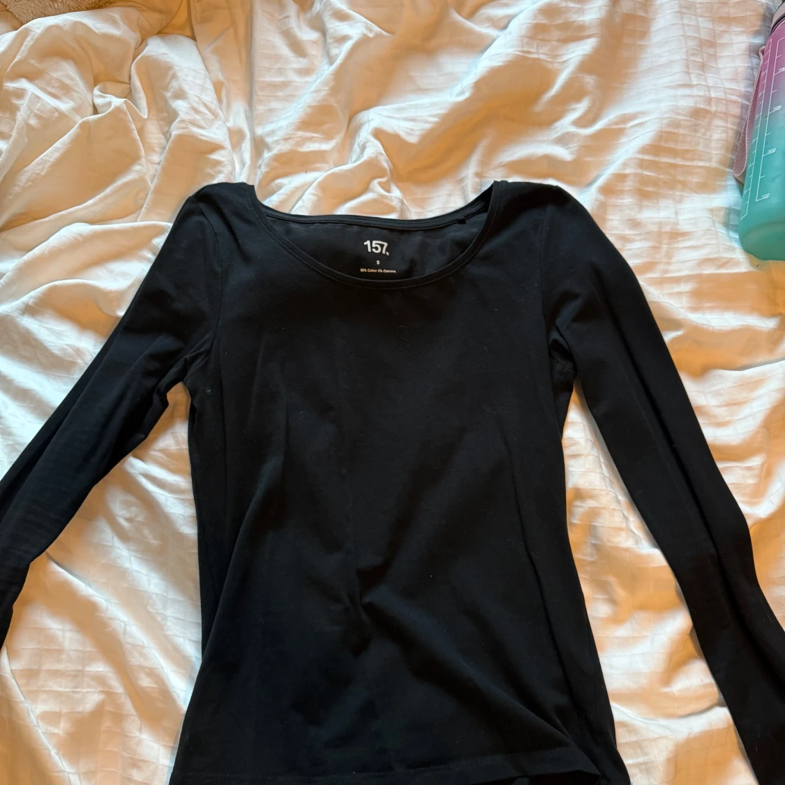 Svart långärmad topp från 157