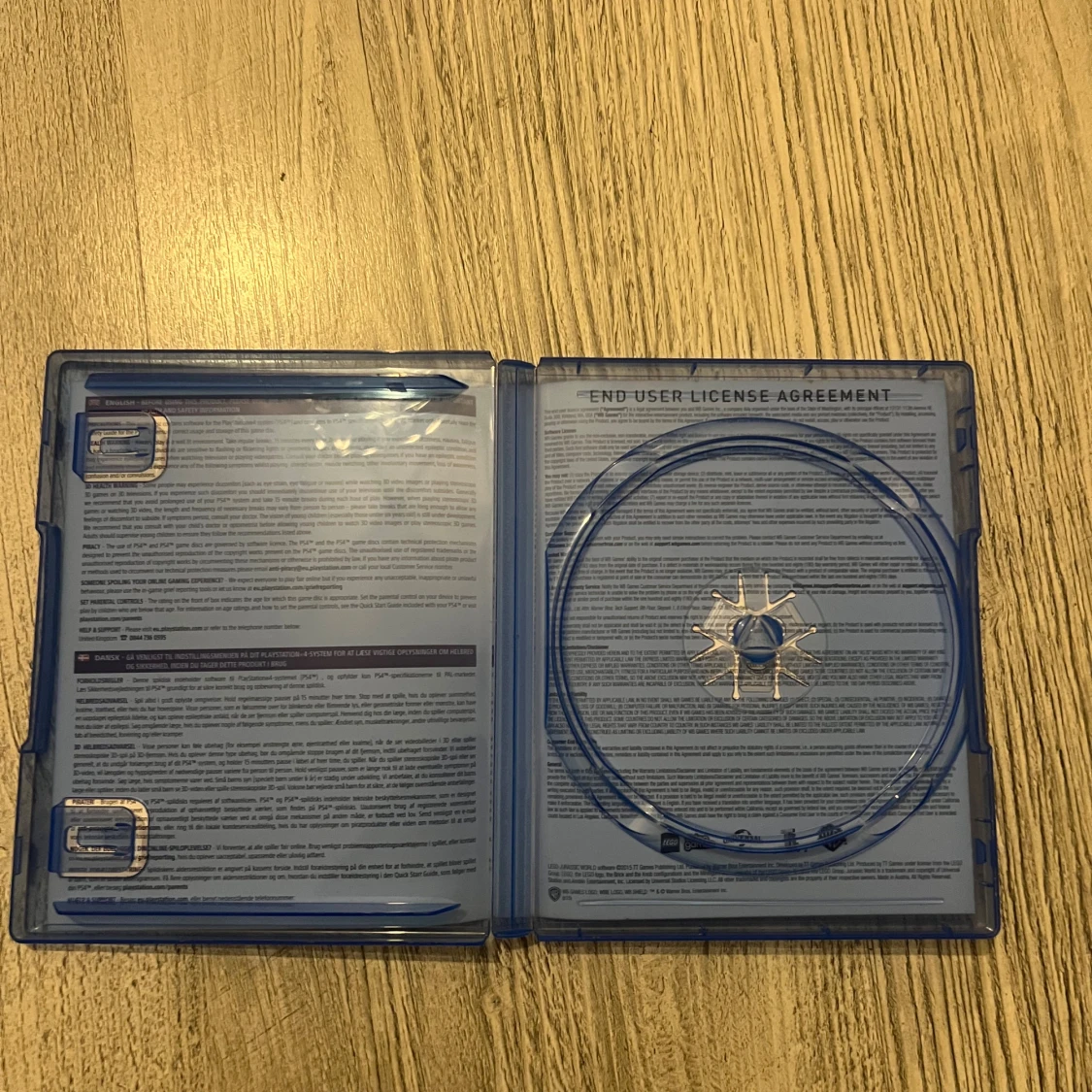 LEGO Jurassic World PS4 - 3