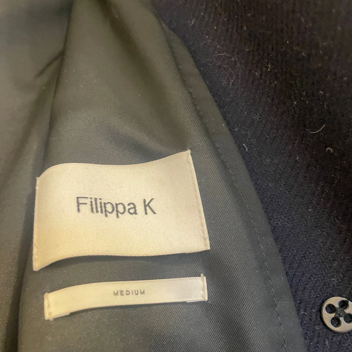 Svart kappa från Filippa K med bälte - 2