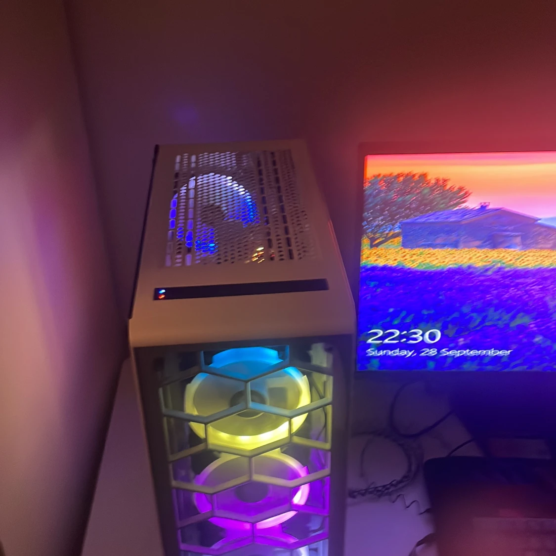 Custom Gaming PC med GeForce RTX och RGB - 4