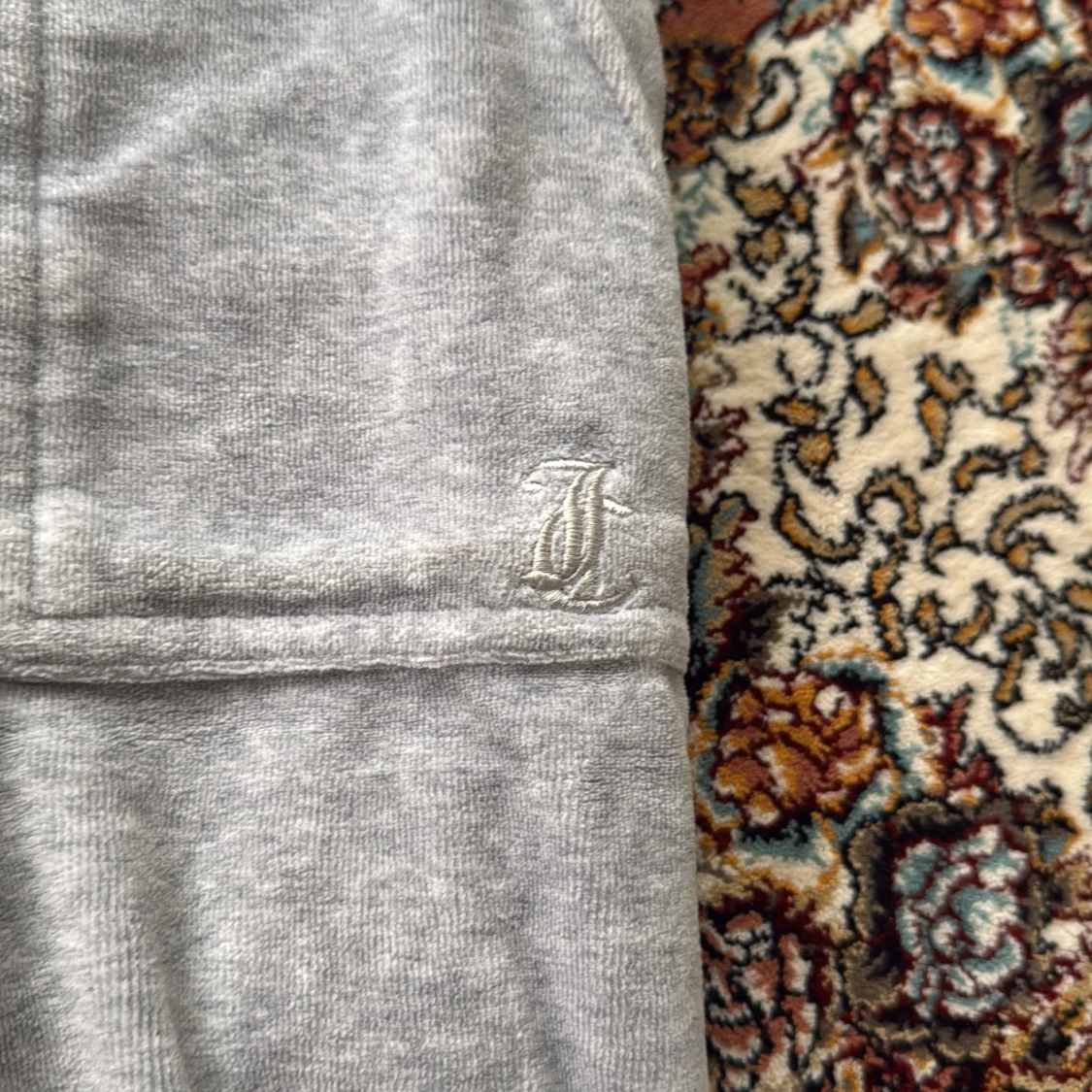 (Äkta) Grå mjukisbyxor Juicy Couture XS - 1