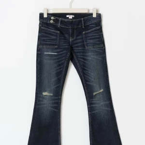 jeans från gina tricot -  Storlek M i TALL💕 helt nya och prislappen kvar!💞 nypris = 400kr