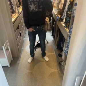 Scandi original hoodie - Säljer denna eftertraktade hoodie. Den är i storlek S vilket passar dig som är 165-175. Skriv vid minsta fråga eller fundering. 