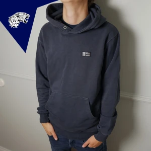 MADS NØRGAARD HOODIE - Riktig fet Mads Nørgaard hoodie | Skick: 8/10 | Strl: S | Modellen är 182 cm | Hör av dig vid intresse eller om du undrar någonting! 
