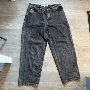 bigboy polarskate jeans - skitsnygga bigboy jeans, storlek Xl me heelbite därav priset