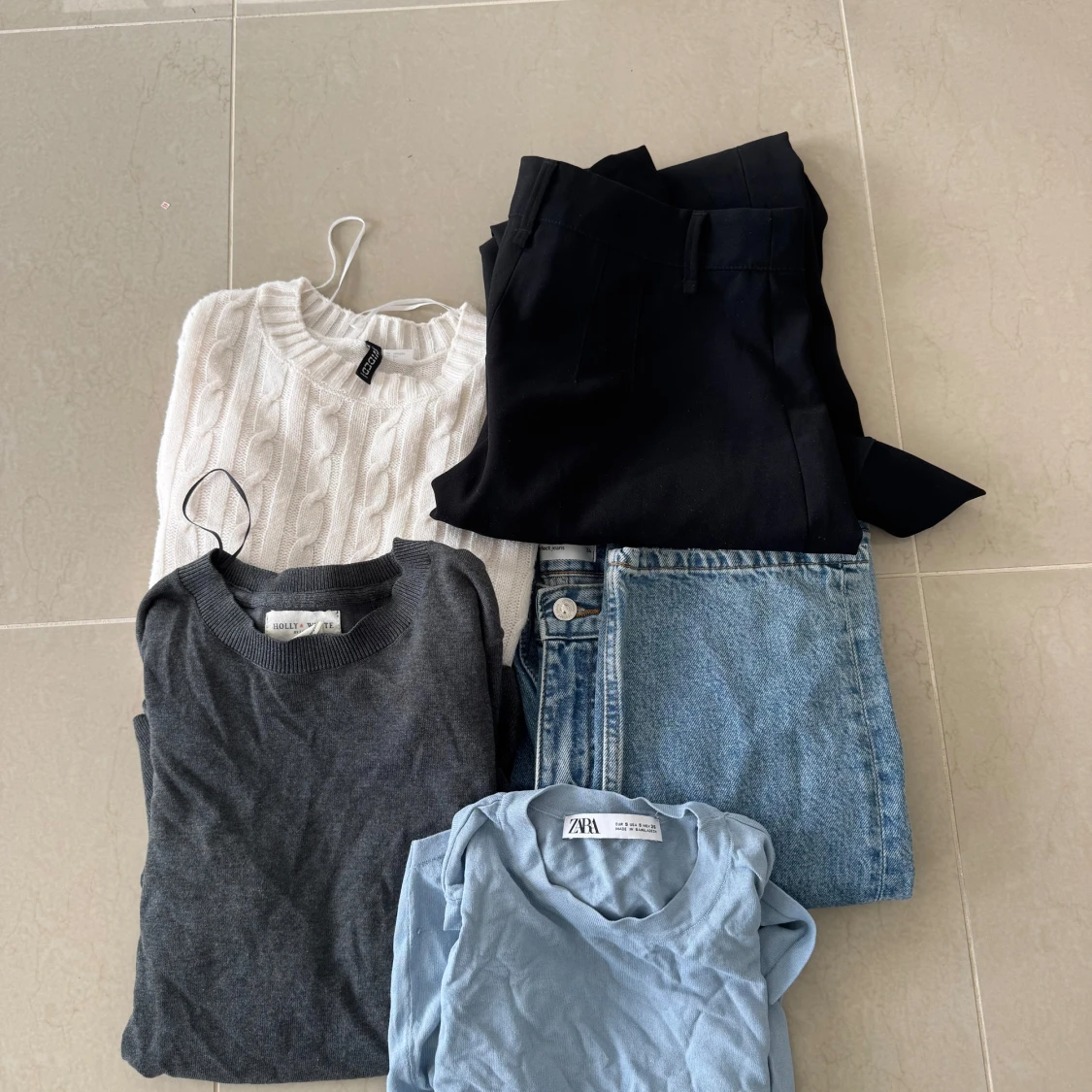 Vit kabelstickad tröja från H&M