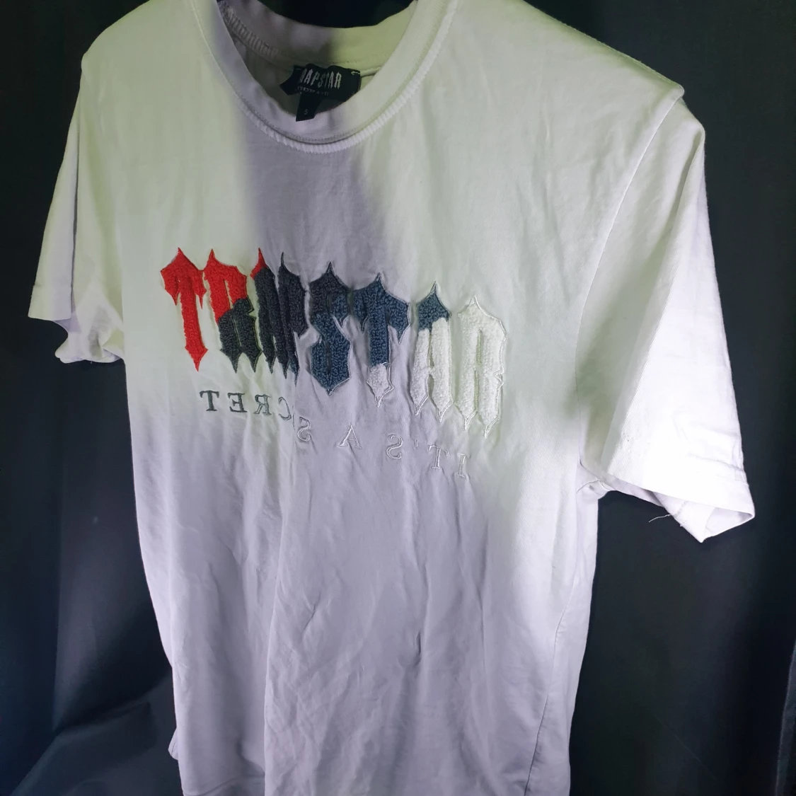 Vit Trapstar t-shirt med broderad logga - 2