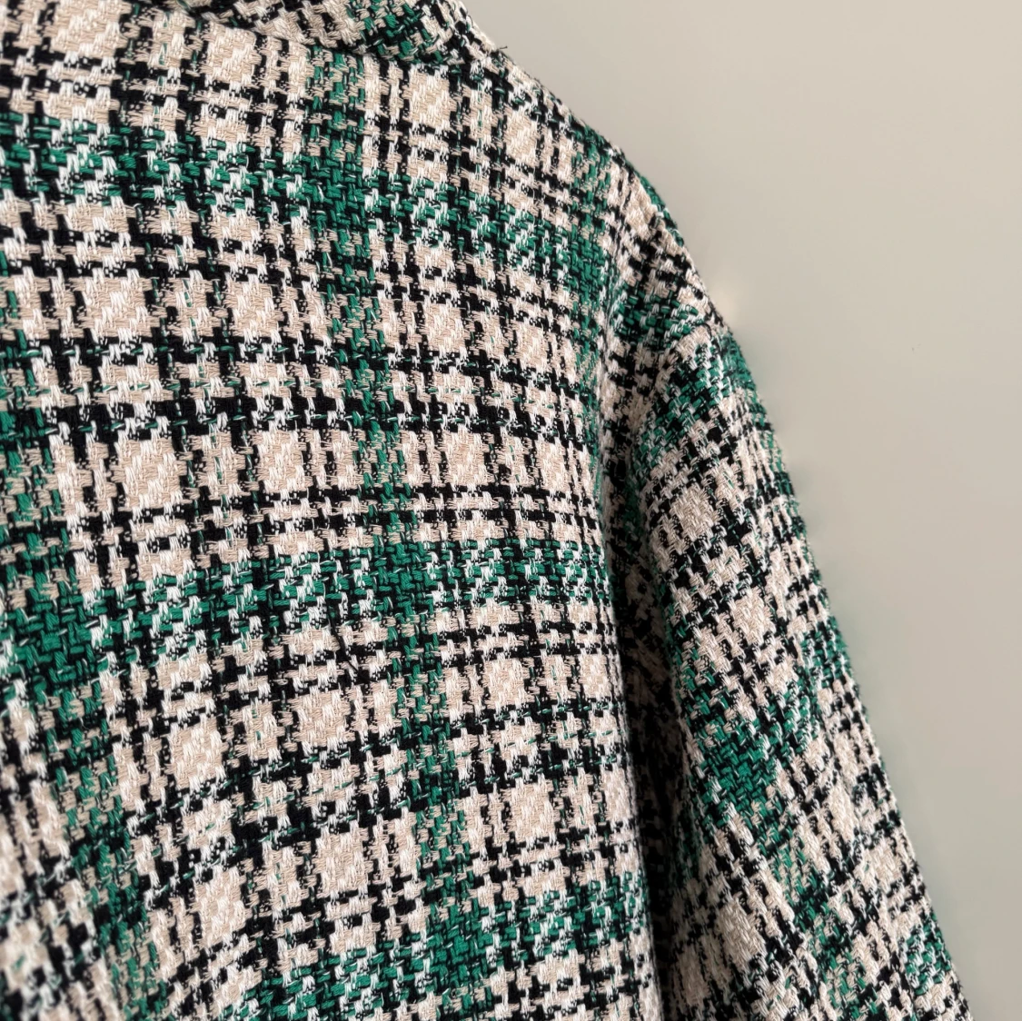 Rutig jacka från ZARA i grönt och beige - 2