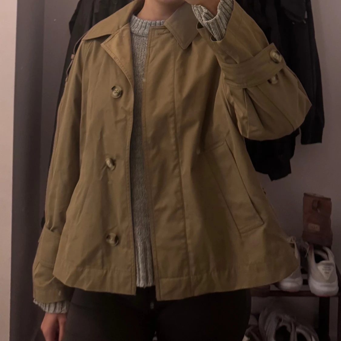 Beige trenchcoat från Zara - 2