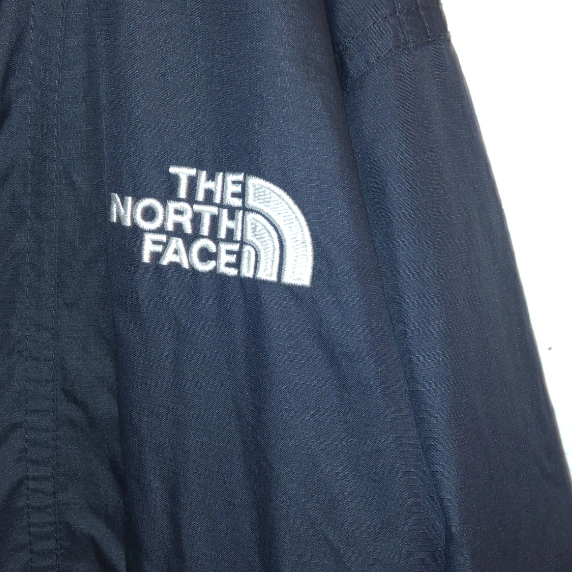 Svart vindjacka / regnjacka från The North Face - 3