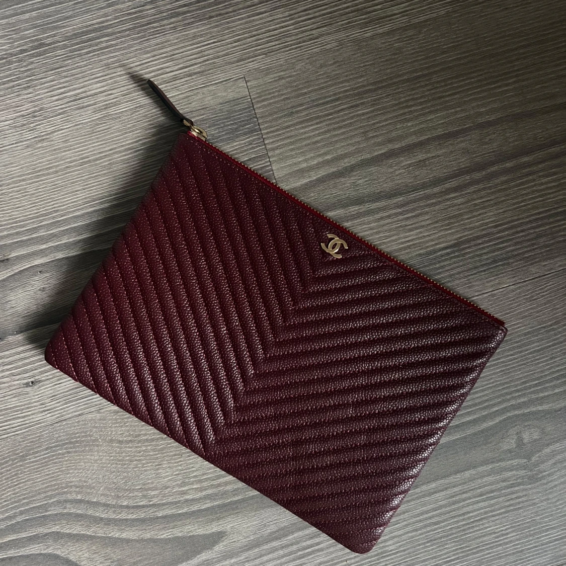 Vinröd kuvertväska  - 2