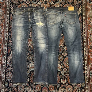 Vintage Levis jeans - Sjukt feta vintage Levis 511 med en riktigt snygg slitning och tvätt!  Midja:44cm  Längd:103cm Benöppning:17,5cm