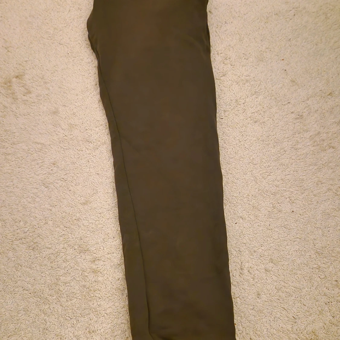 Lyle&Scott olivfärgade mjukisbyxor - 1