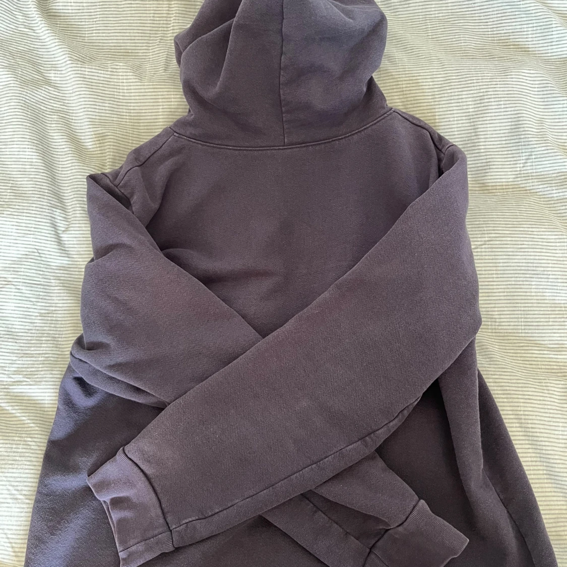 Mörkgrå hoodie från A.P.C. - 1