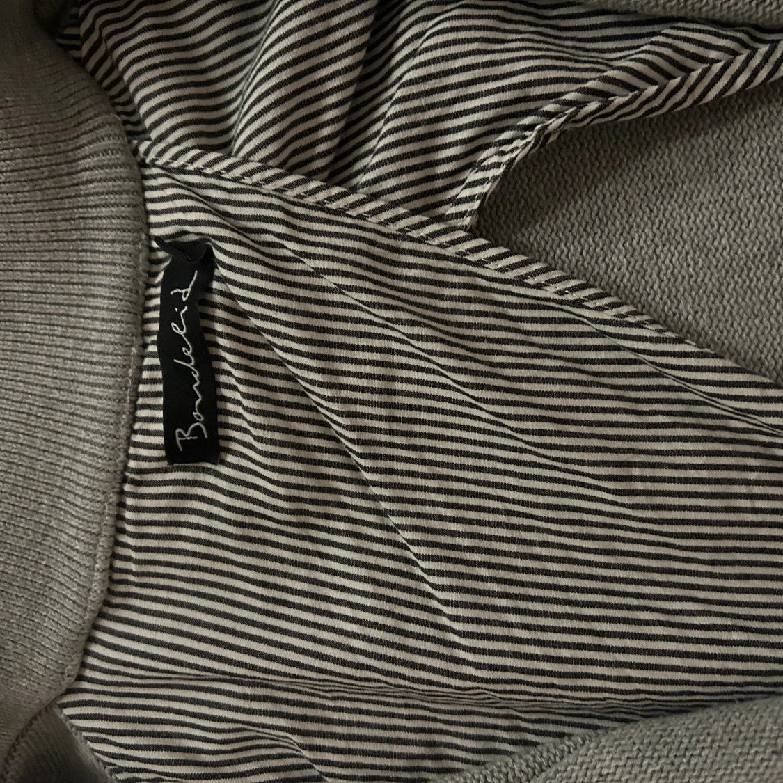 Grå cardigan/kofta från Bondelid - 1