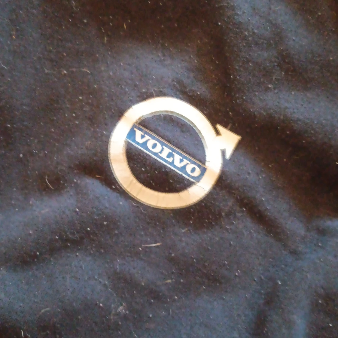 Svart Volvo-tröja från Berendsen L - 1