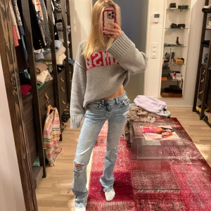 True Religion Jeans - Säljer mina True Religion 💕💕 Används fåtal gånger. Nypris 1 499kr. Pris kan diskuteras vid snabb affär💘