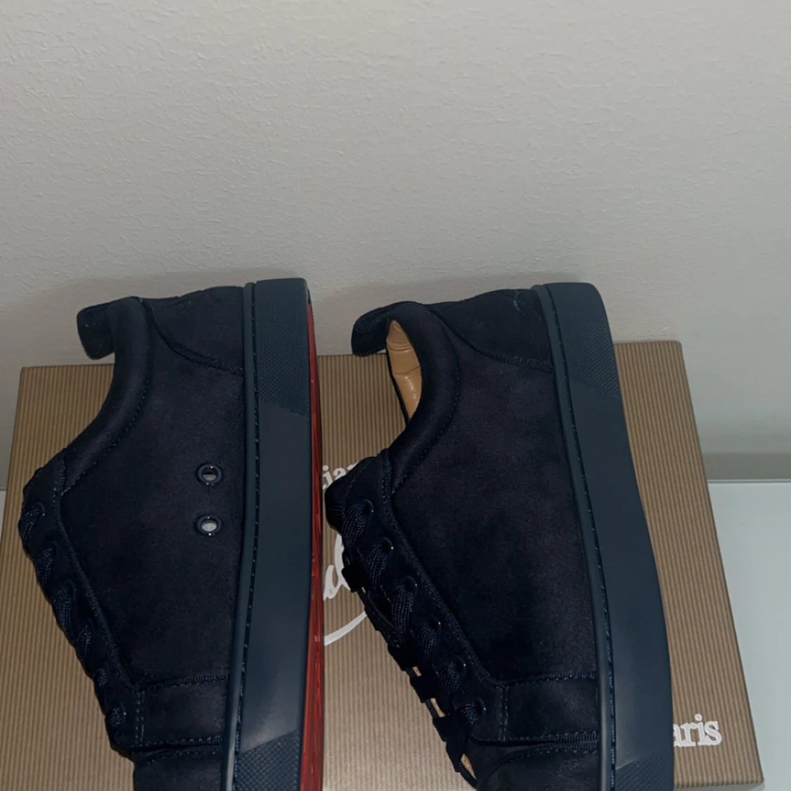 Mörkblå sneakers från Louboutin - 2