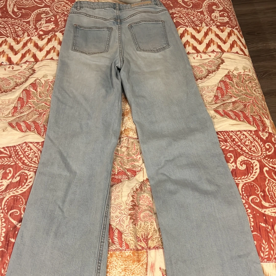 Ljusblå wide jeans från KappAhl  - 2