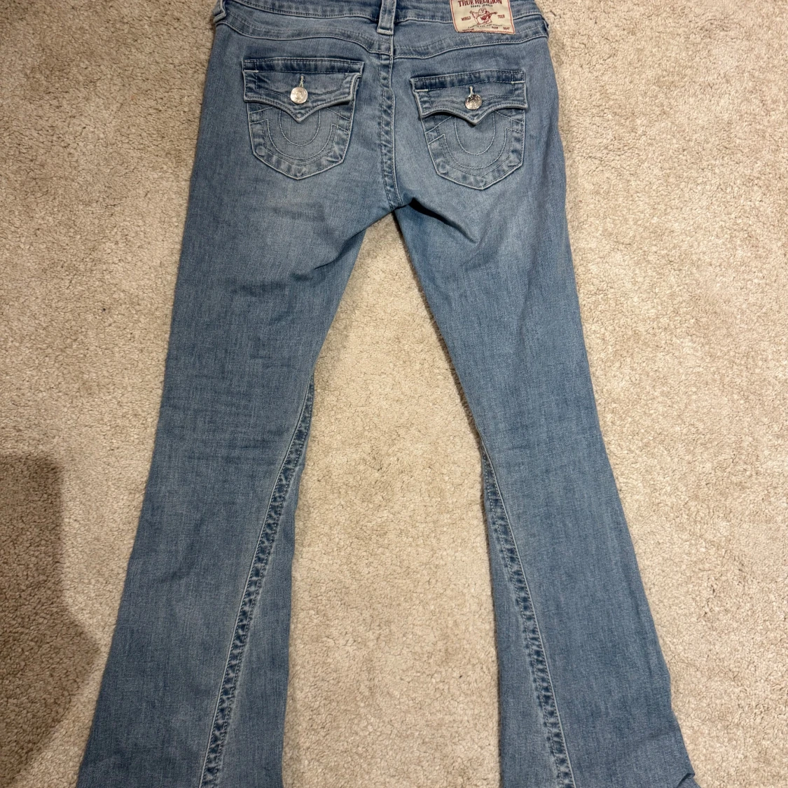 True Religion ljusblå bootcut jeans - 2