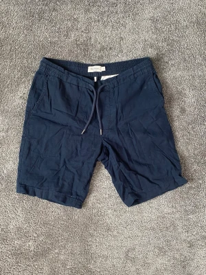 Mörkblå shorts Lager 157 - Nästan oanvända