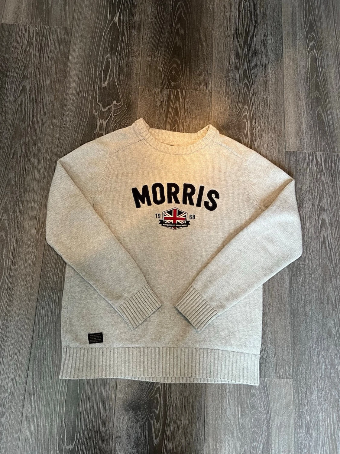 Grå stickad Morris sweater