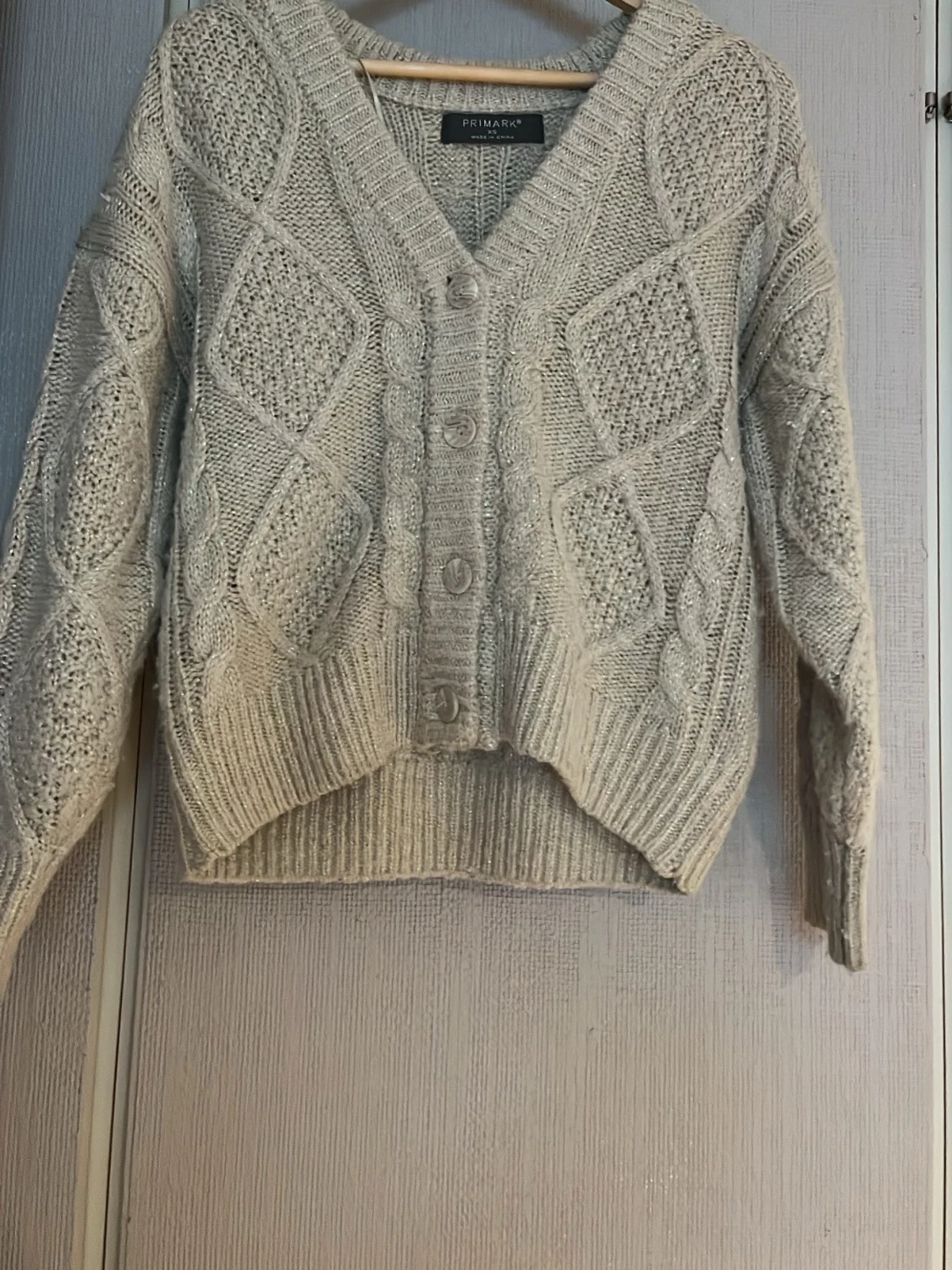 Beige kabelstickad kofta Primark