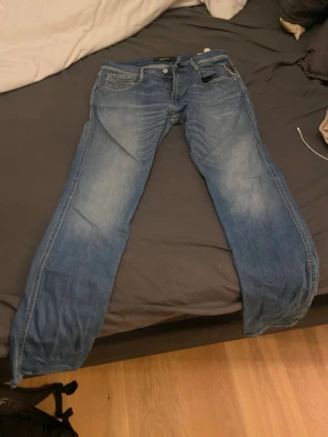 Blåa replay  - Replay 