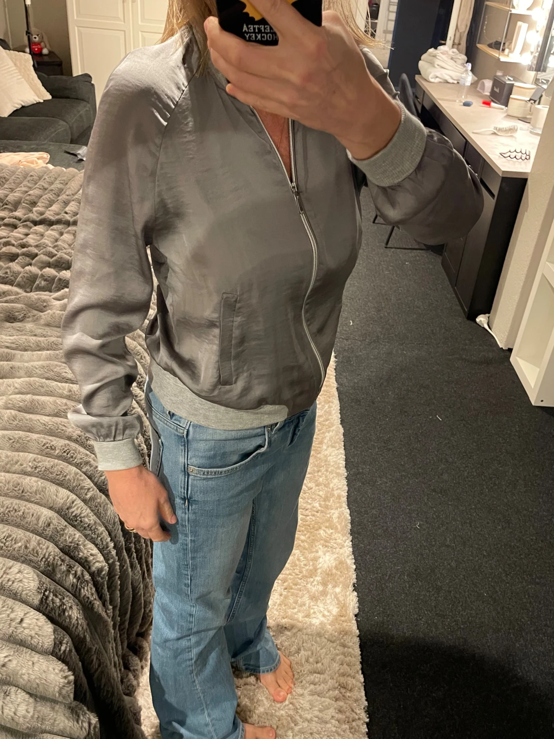 Grå bomberjacka från Vero Moda - 1