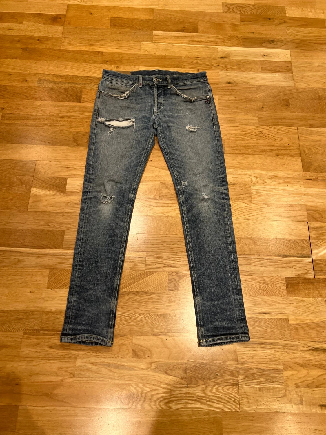 Dondup George med slitningar - 1