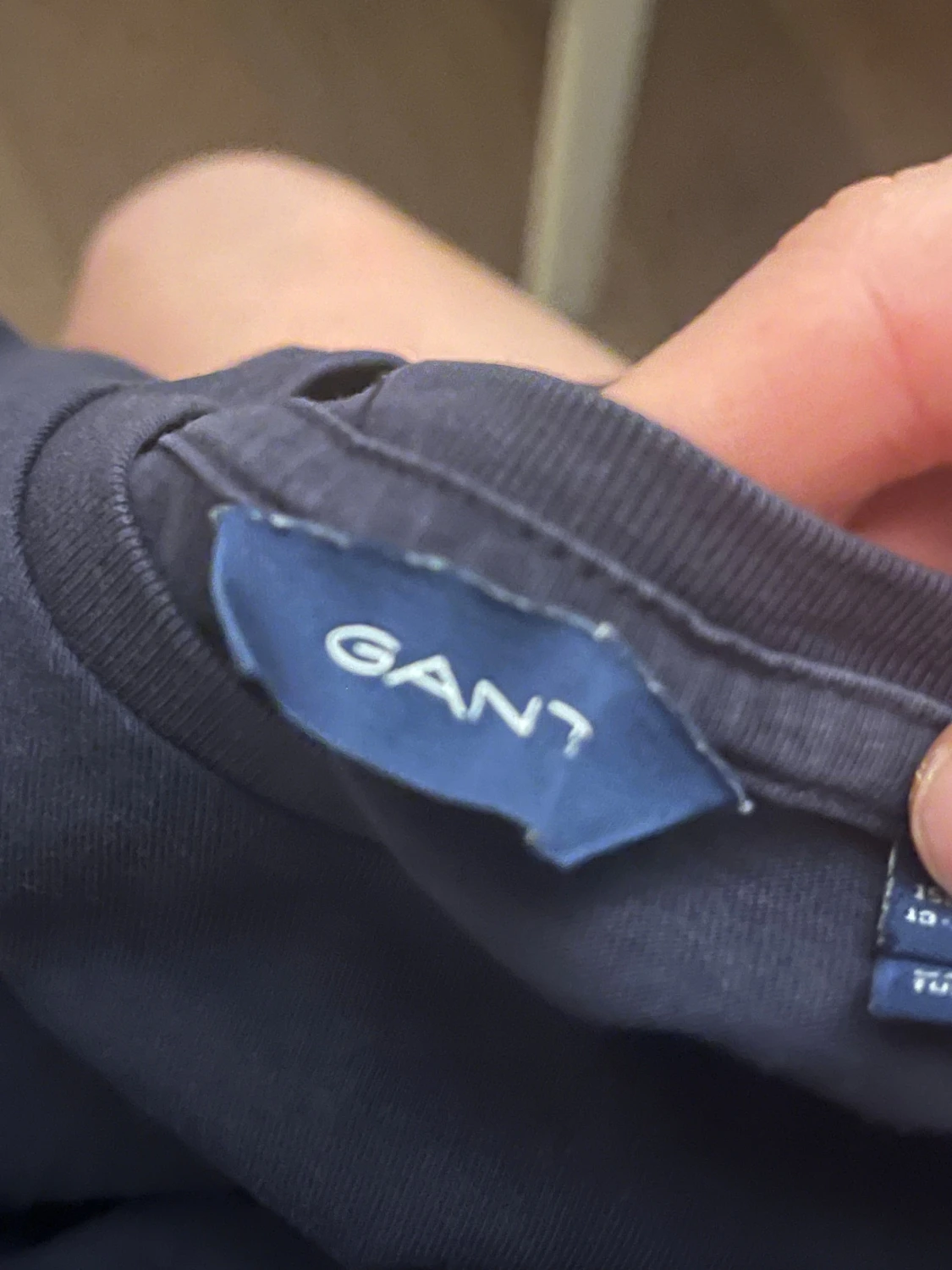 Mörkblå långärmad tröja från GANT - 3