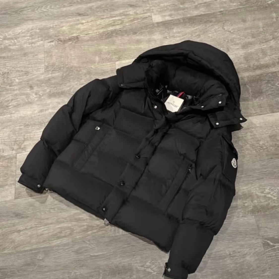 Svart dunjacka Moncler vezere - 1