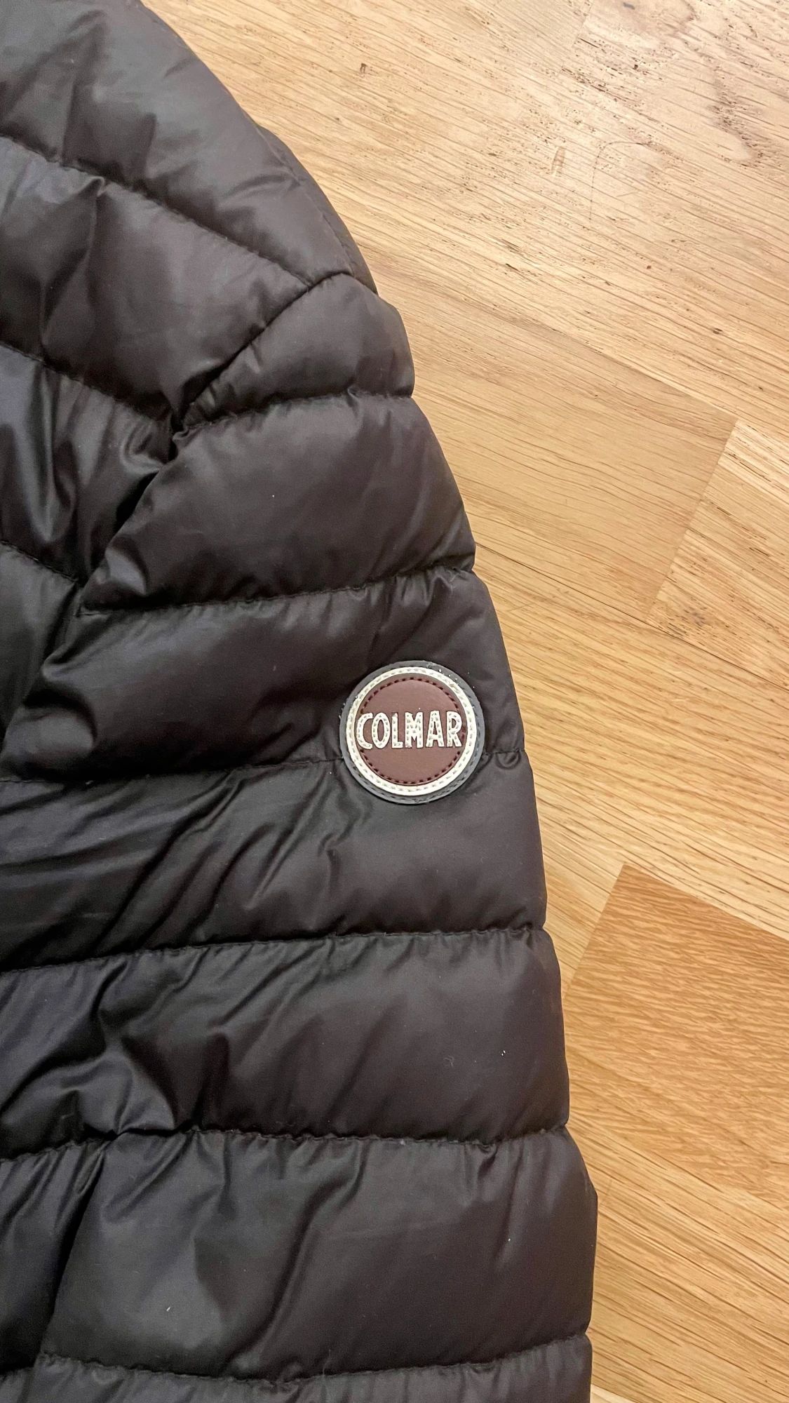 Svart dunjacka från Colmar - 1