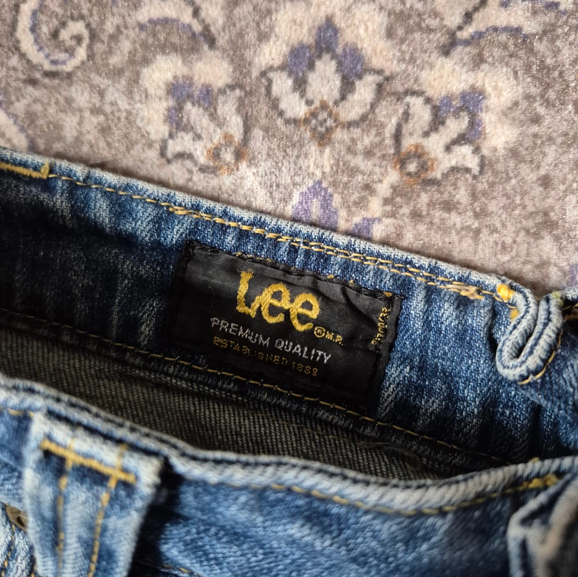 Blå bootcut jeans från Lee - 2